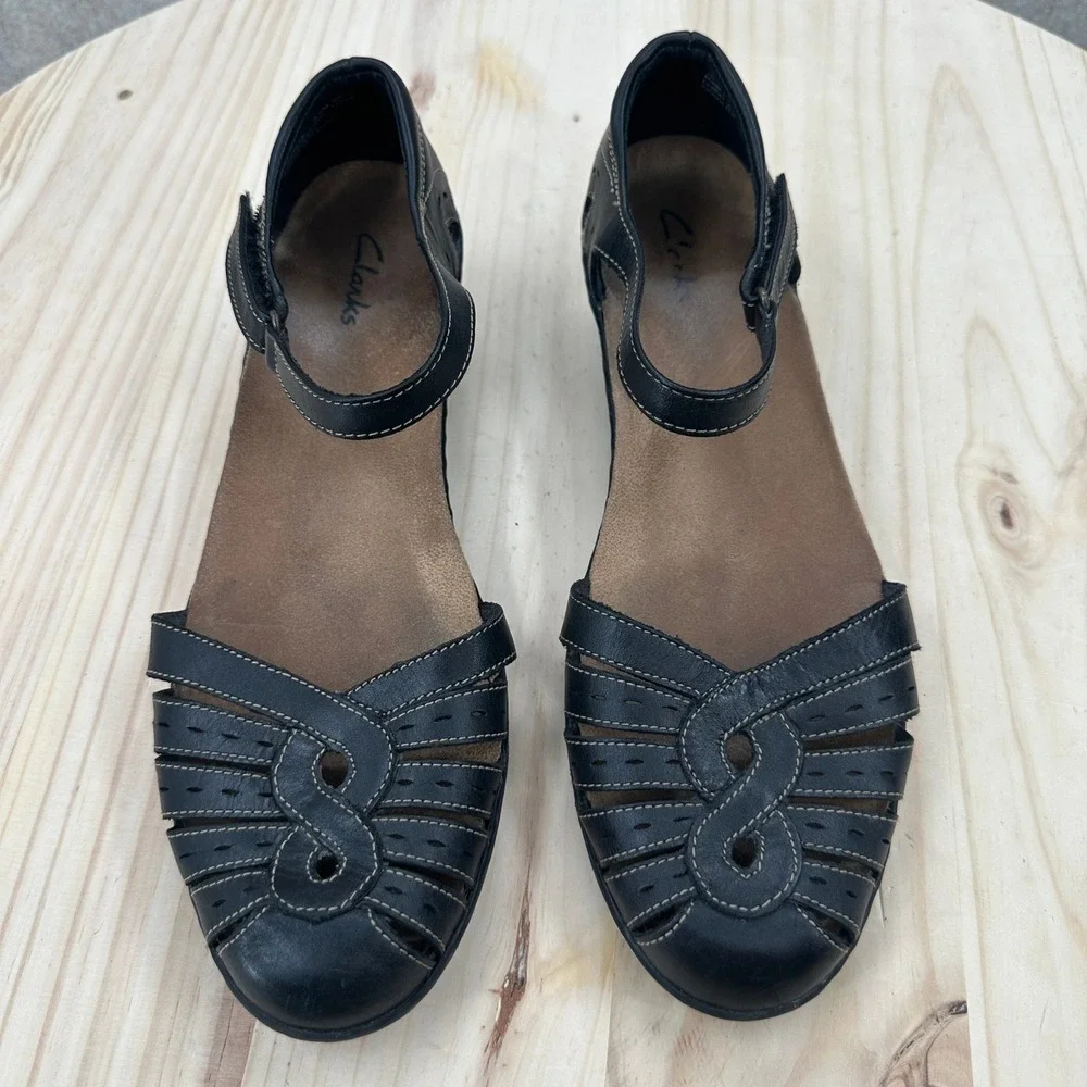 Clarks Wendy Land Sandals Womens 9.5 Black Leather Wedge Laser Cut Mary Jane